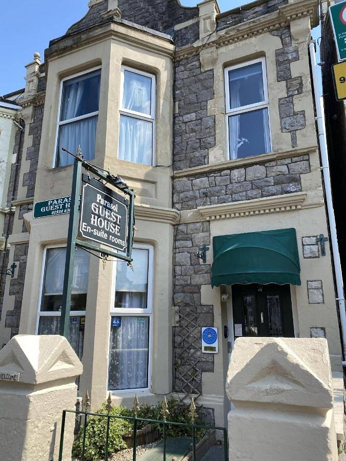 Bed and breakfast for 2 people in Weston-Super-Mare