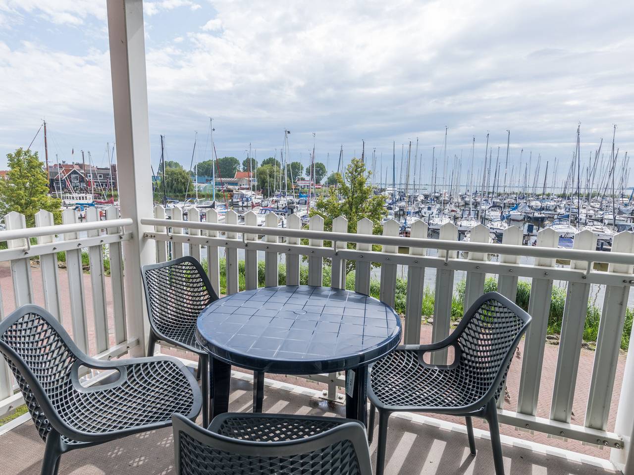 Geheel appartement, Huis in Volendam met Uitzicht op de Haven in Volendam, Markermeer
