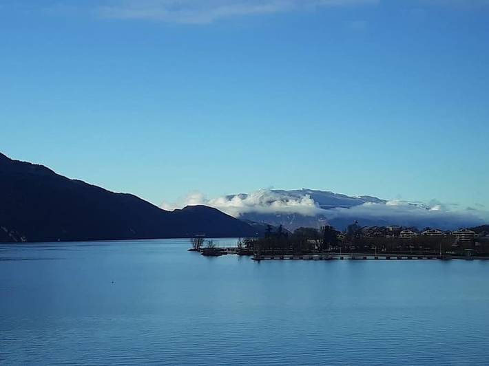 Gîte pour 5 personnes, avec Vue et Vue sur le lac à Tresserve