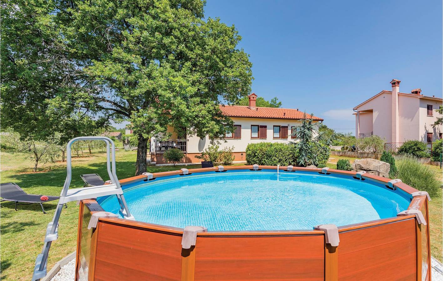 Casa de vacaciones para 5 personas con terraza in Presika, Costa Este de Istria