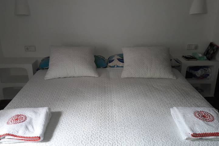 Villa für 8 Personen, mit Garten und Whirlpool sowie Terrasse auf Menorca - 3