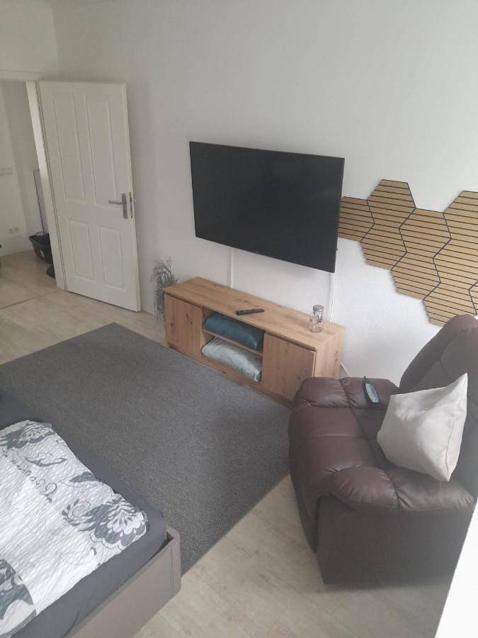 Ferienwohnung für 5 Personen, mit Balkon und Terrasse in Markranstädt - 4