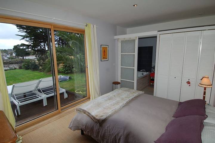 Location de vacances pour 8 personnes, avec terrasse et jardin dans Plage Penvern - 2
