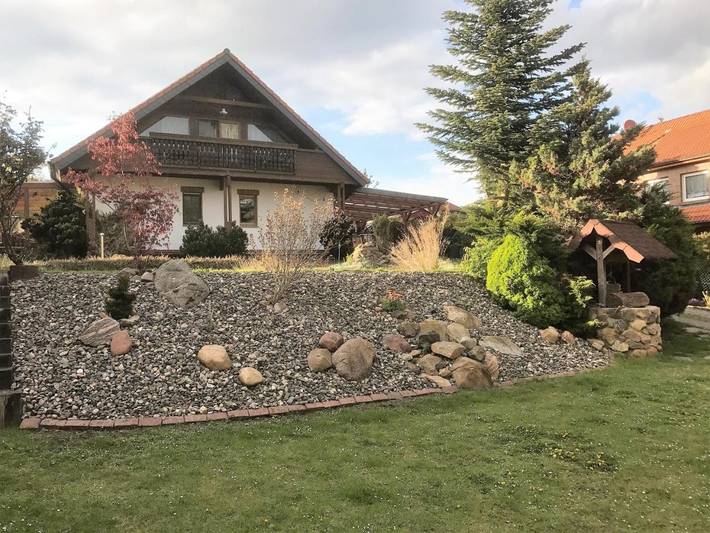 Ferienwohnung für 6 Personen, mit Terrasse und Garten sowie Sauna und Ausblick