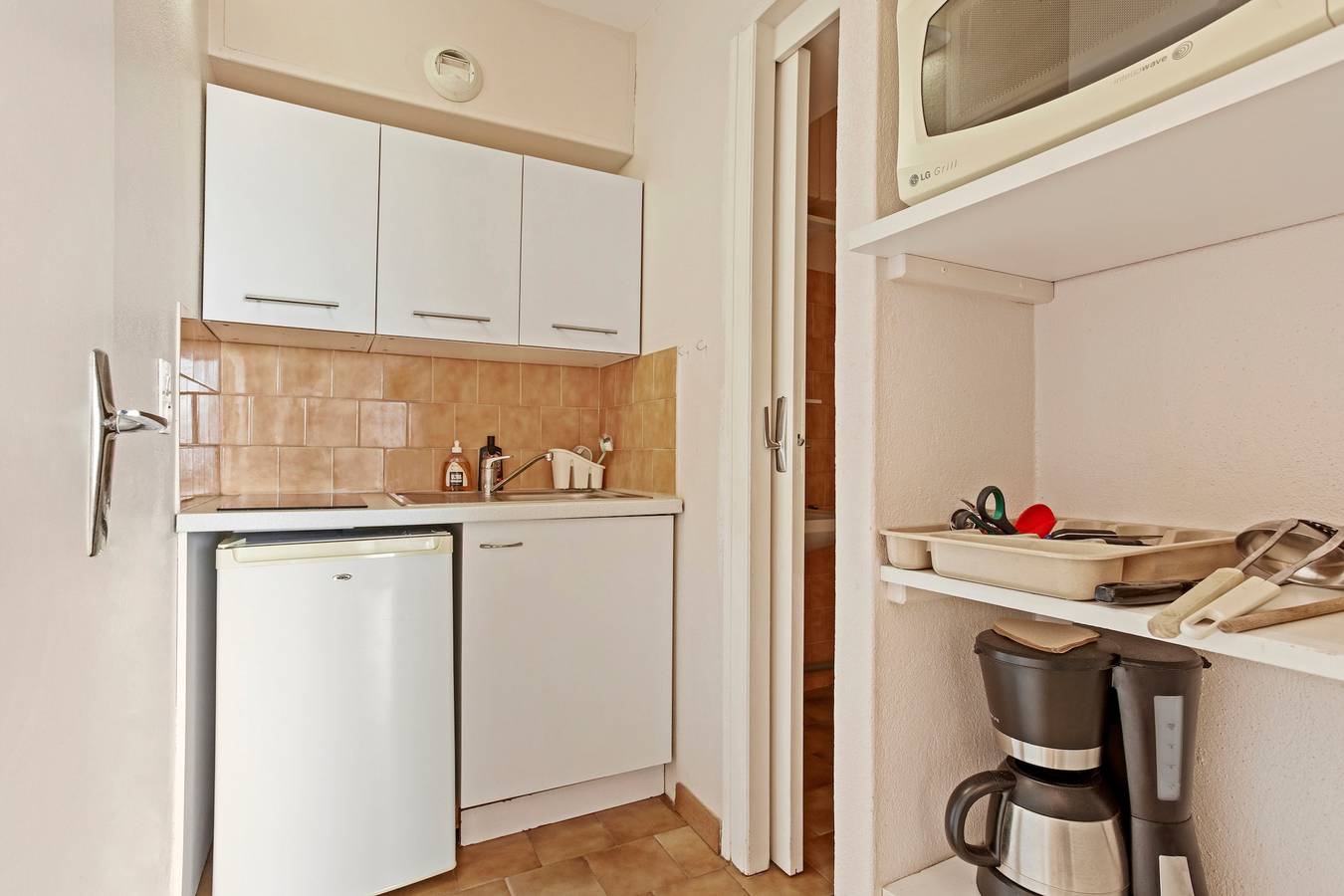 Appartement 'Le Mas Berliat Studio N° 10' met Uitzicht op Zee, Wi-Fi en Airconditioning, foto 12
