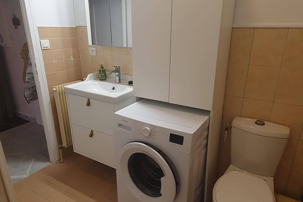 Apartamento entero, Renovated studio with mountain view - Centre Chambéry in Barberaz, Chambéry region