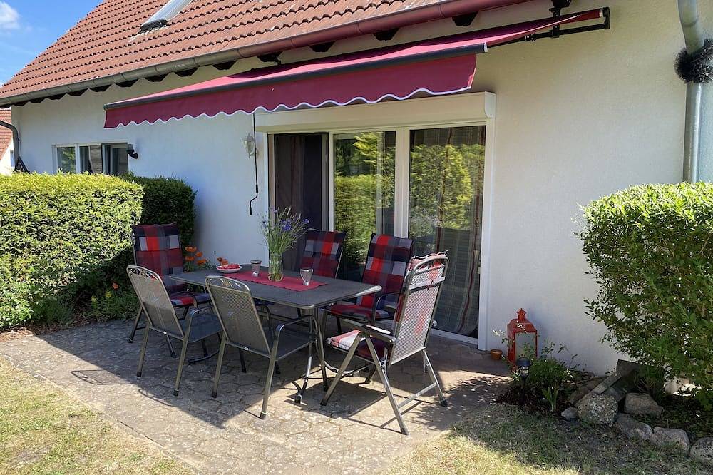 Ferienhaus Mecklenburgische Kleinseenplatte – am See & ruhig gelegen in Canow, Wustrow (Mecklenburgische Seenplatte)