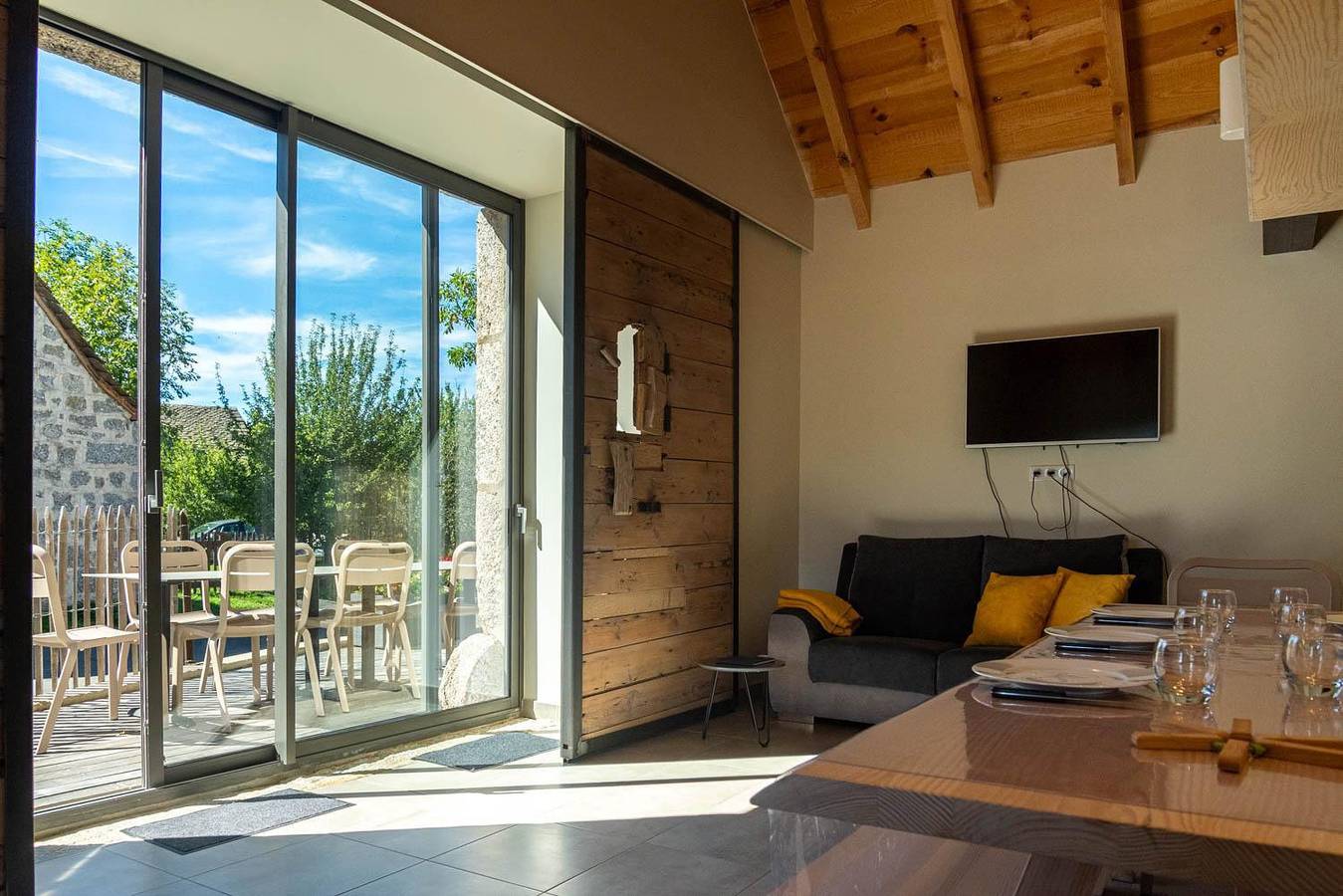 Apartamento vacacional entero, La Grange Commeyras à Saint Laurent de Muret in Saint-Laurent-de-Muret, Región de Mende