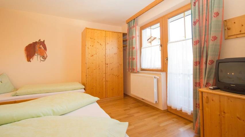 Hütte für 3 Personen, mit Balkon und Garten sowie Sauna in Rohrmoos - 3