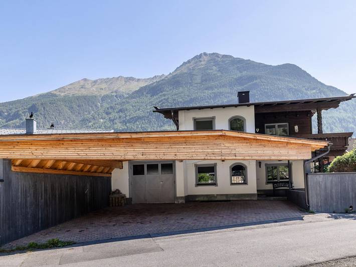 Ferienwohnung für 10 Personen, mit Balkon und Terrasse