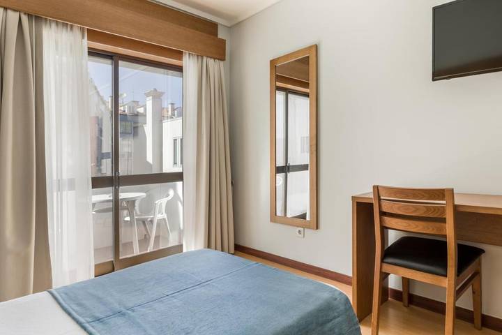Hôtel pour 2 personnes, avec vue et balcon à Viseu - 4