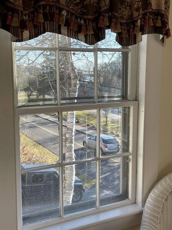 Vacation rental for 20 people, with yard in New England