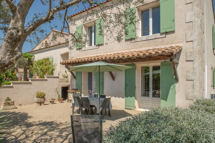 Location de vacances pour 4 personnes, avec Terrasse et Jardin à Fontvieille