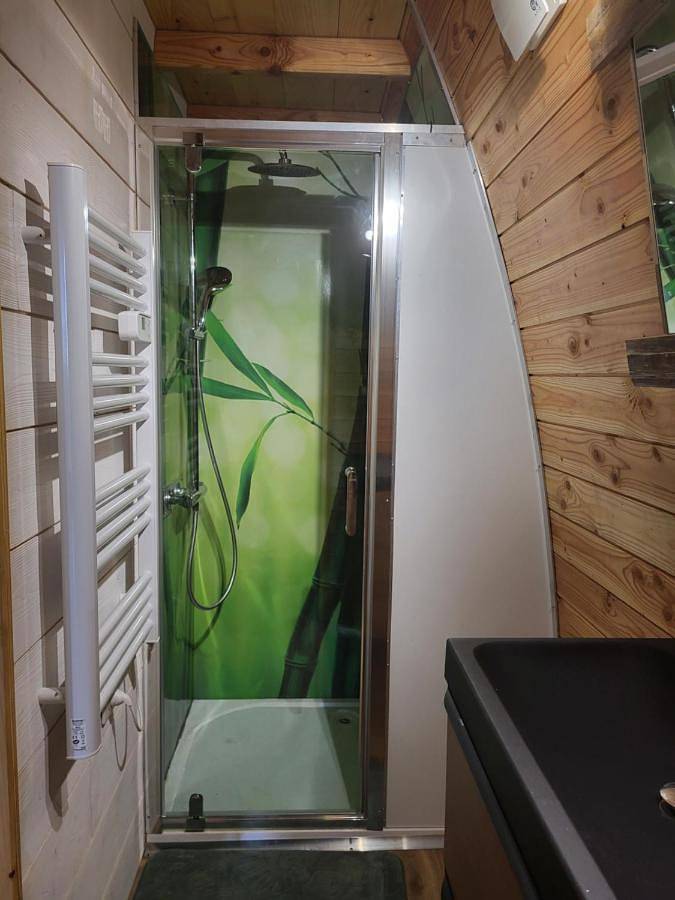 Gîte pour 3 personnes, avec terrasse ainsi que jardin et vue à Alès - 4