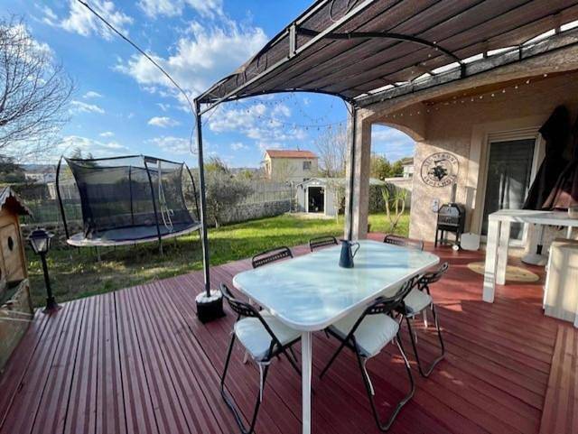 Casa de vacaciones para 8 personas, con terraza y jardín - 1
