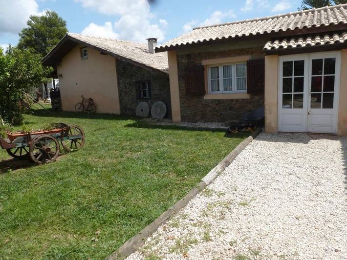 Maison de campagne pour 3 personnes, avec jardin et vue, animaux acceptés à Ovar - 4