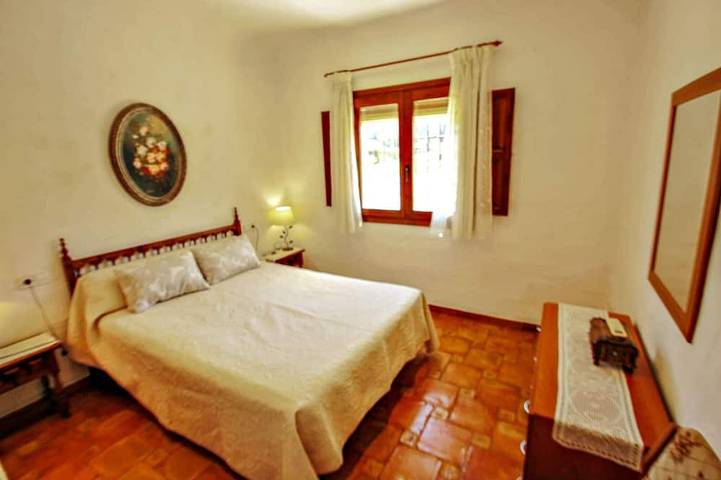 Ferienhaus für 6 Personen, mit Terrasse und Garten in Llíber - 2