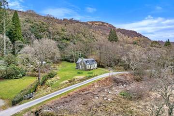 Villa for 6 Guests in Argyll & Bute, Scotland, Picture 1