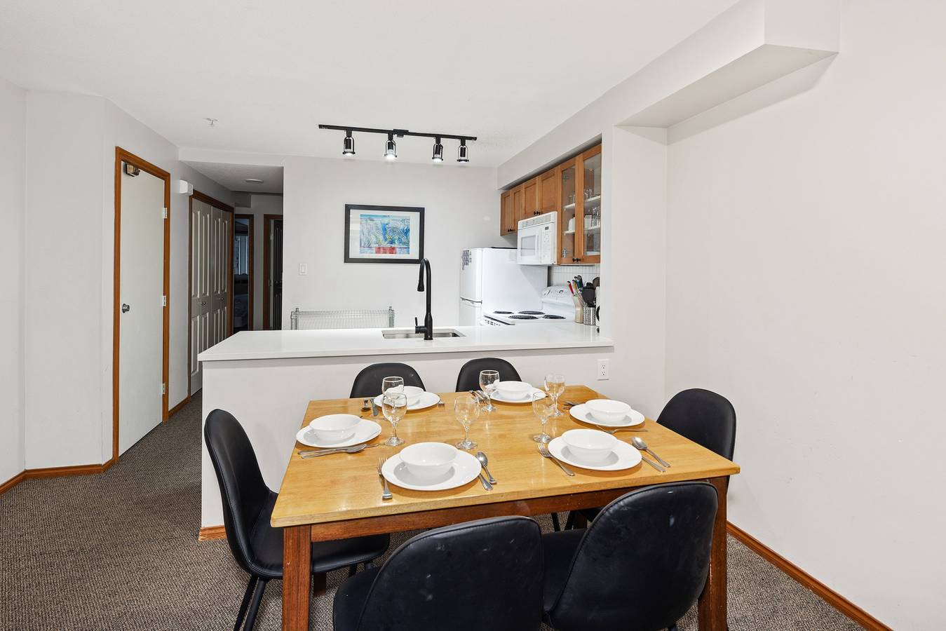 Geheel appartement, 2Br Townhome with private hot tub and pool. Gr 59 in Whistler, Whistler Blackcomb