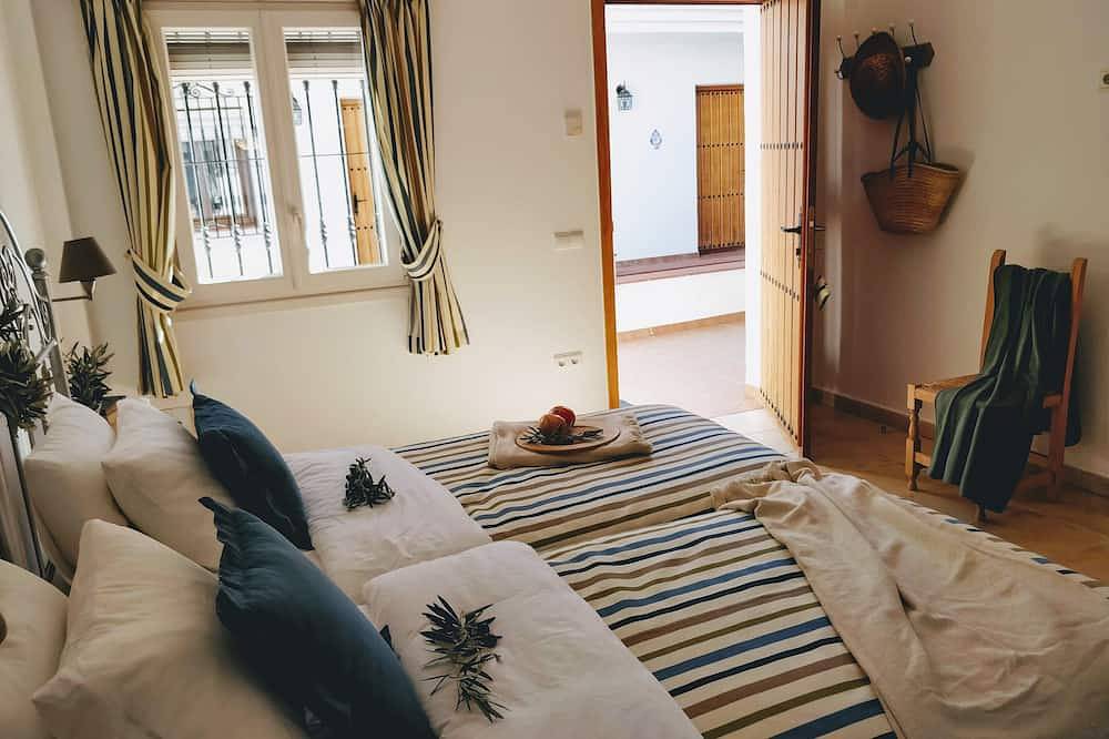 High standard villa with stunning views away from the crowds in Iznájar, Sierras Subbéticas