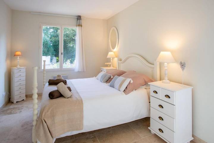 Location de vacances pour 6 personnes, avec jardin et piscine à Lézignan-la-Cèbe - 4
