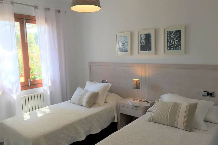 Finca für 6 Personen, mit Terrasse und Garten in Portopetro - 4