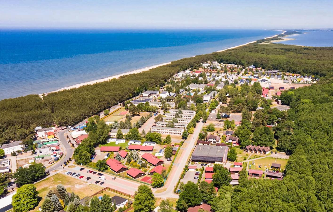 Ferienhaus für 6 Personen mit Terrasse in Granica Łazy, Powiat Koszaliński