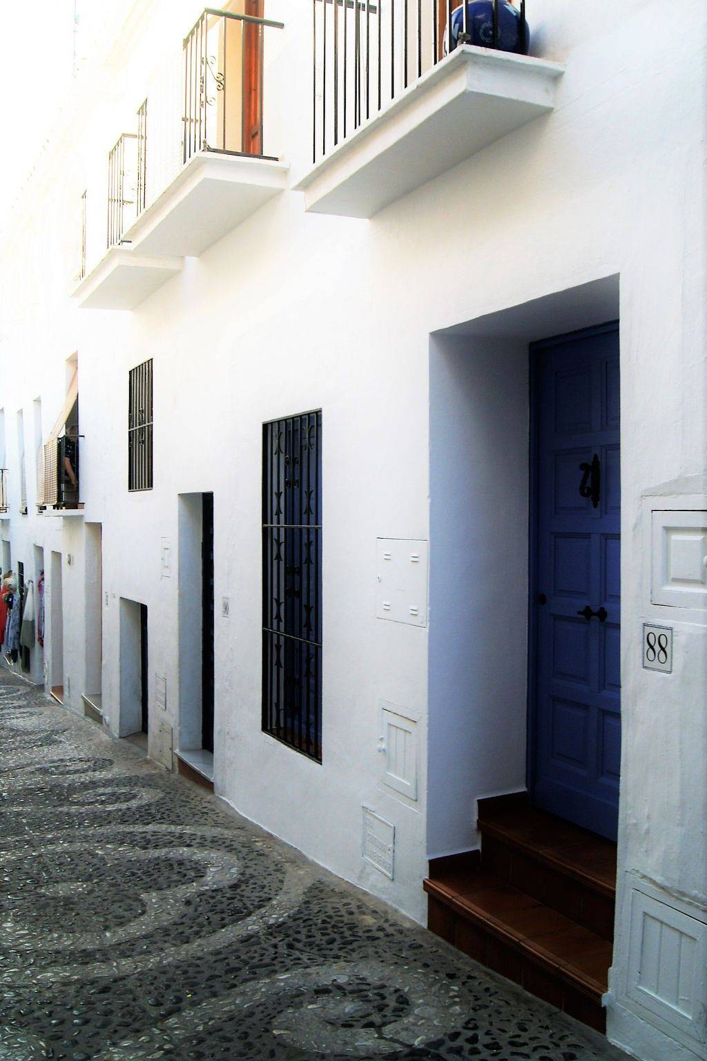 Typisches Haus im Zentrum des Barrio Morisco in Frigiliana Road, Frigiliana