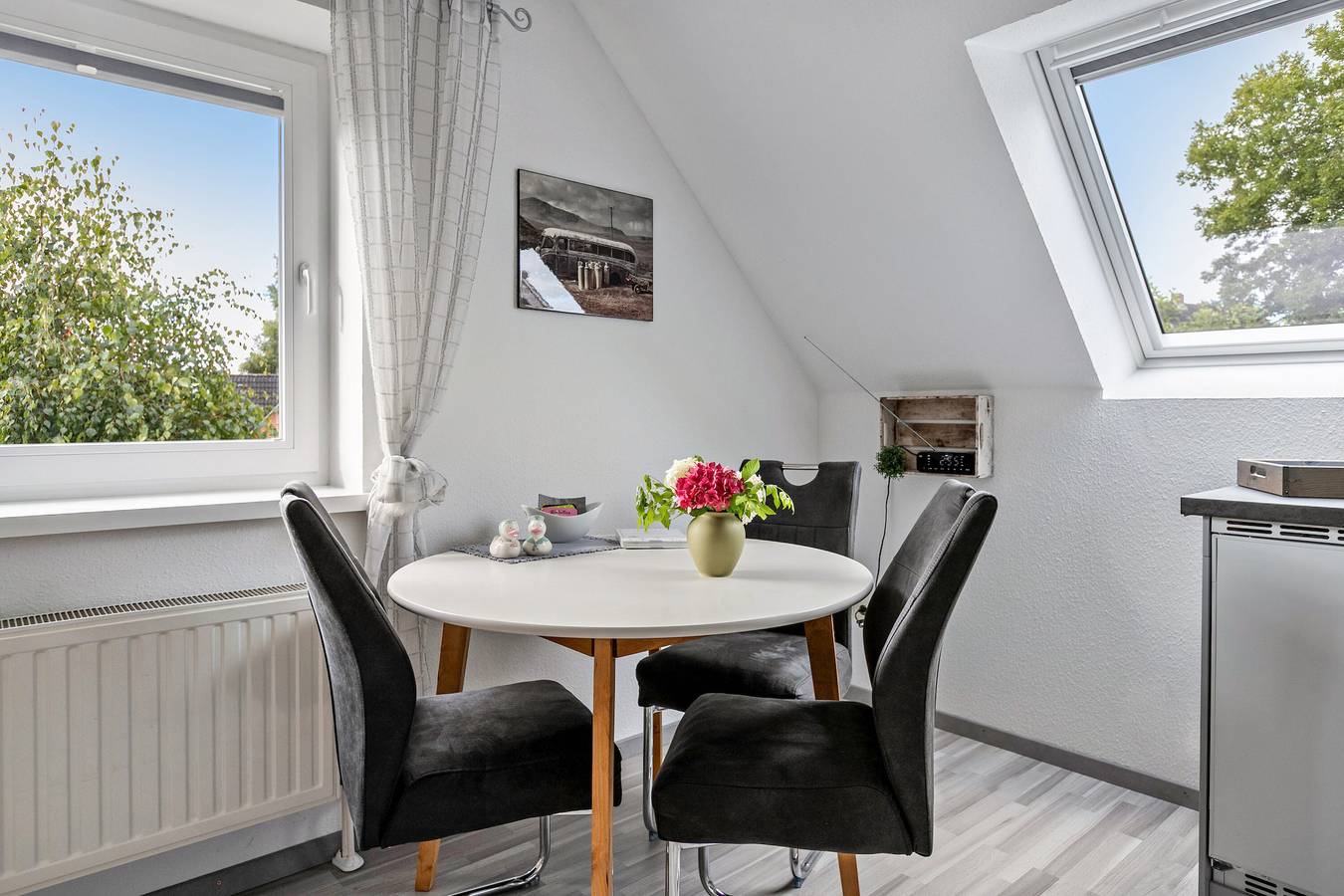 Ganze Wohnung, Ferienwohnung 'Dohle No 2' mit gemeinsamer Terrasse, gemeinsamem Garten und Wlan in Vollerwiek, Eiderstedt