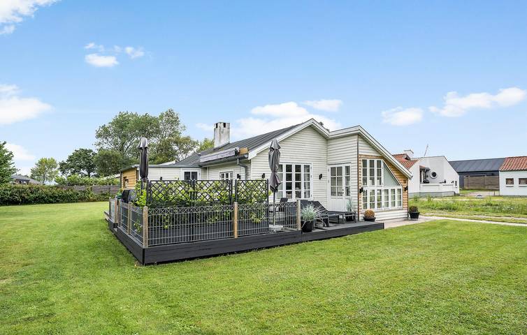Ferienhaus für 8 Personen, mit Terrasse und Garten in Juelsminde - 2