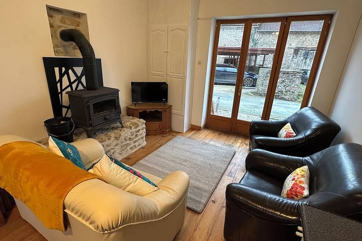 Gîte pour 4 personnes, animaux acceptés à Saint-Amand-Magnazeix - 4