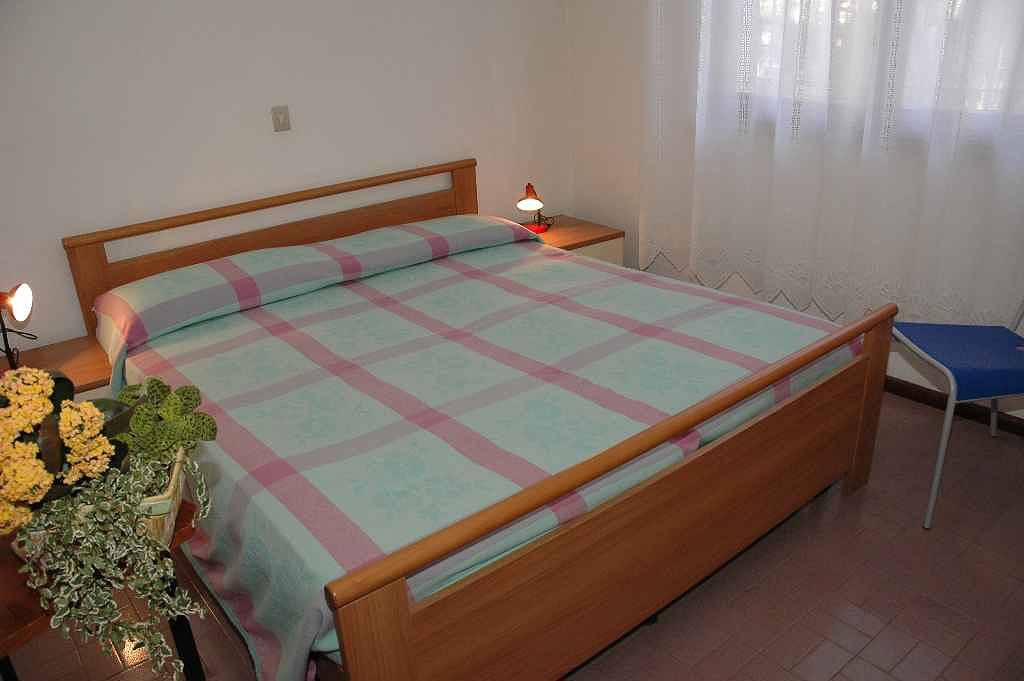 Ganze Ferienwohnung, Ferienwohnung mit kleiner möblierter Terrasse  in Lignano Pineta, Lignano Sabbiadoro