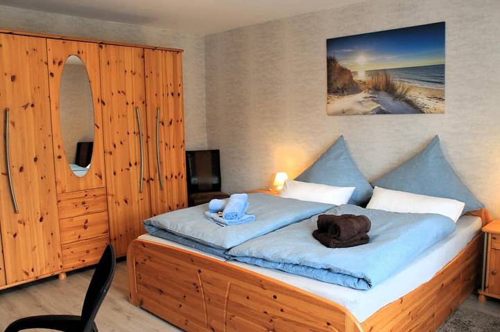 Ganze Wohnung, Ferienwohnung Ostersander - zentral zwischen Ihlow, Timmel, Aurich und Badeseen in Ihlow, Landkreis Aurich