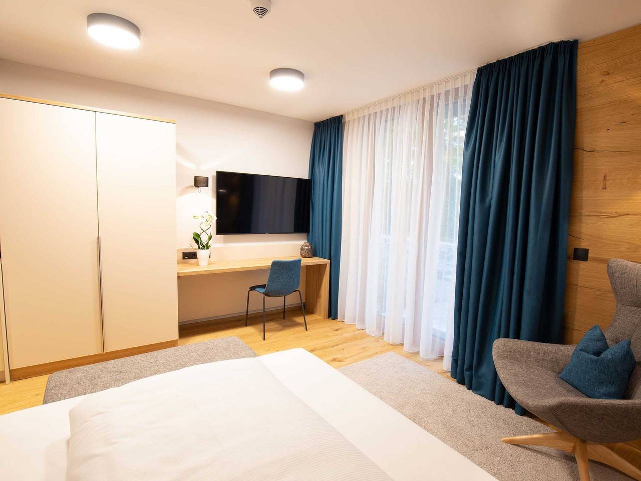 Ganze Ferienwohnung, Leo  Apartments - Bayerischer Hof Miesbach Gmbh - Comfort in Miesbach, Alpenland Tegernsee Schliersee