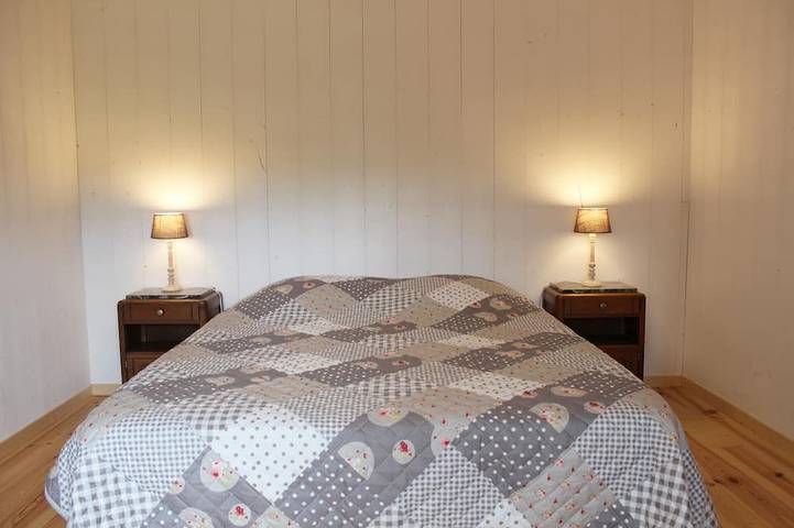 Gîte pour 4 personnes, avec jardin et terrasse, animaux acceptés à Salives - 2