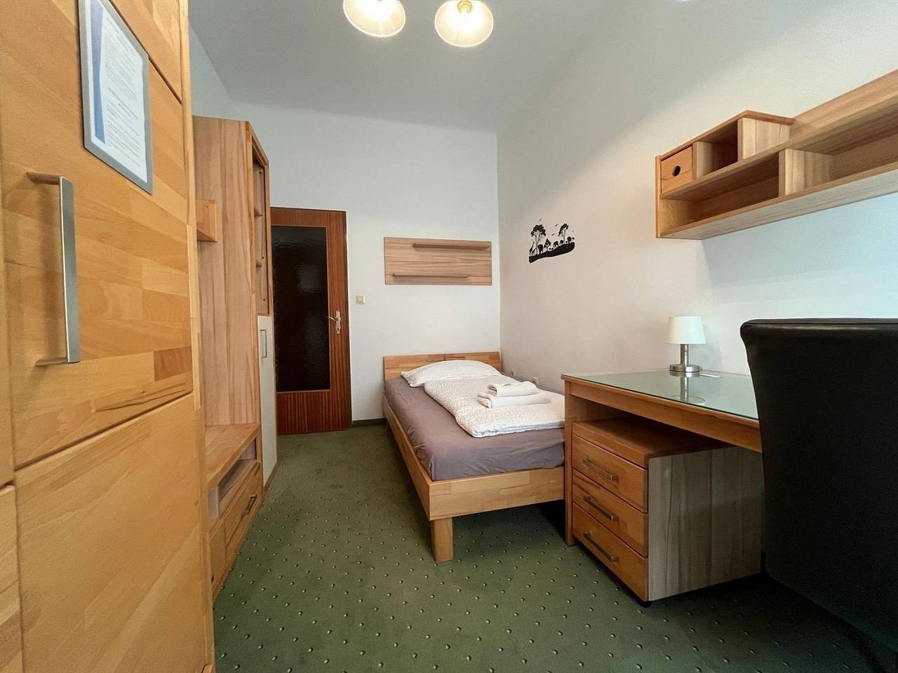 Ganze Ferienwohnung, Mariazellerhof Room 011 in St. Pölten, Mostviertel Region