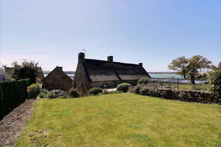 Gîte pour 8 personnes, avec jardin à Saint-Suliac - 3