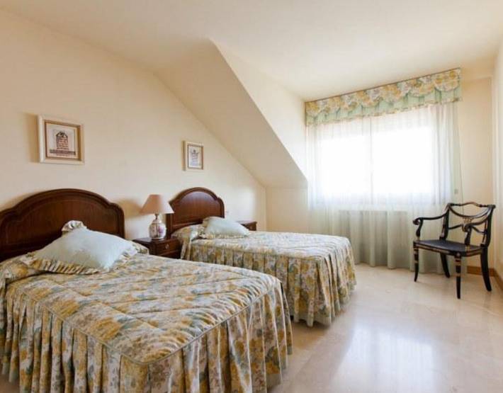 Casa rural para 15 personas, con Jardín en Milagro  - 3