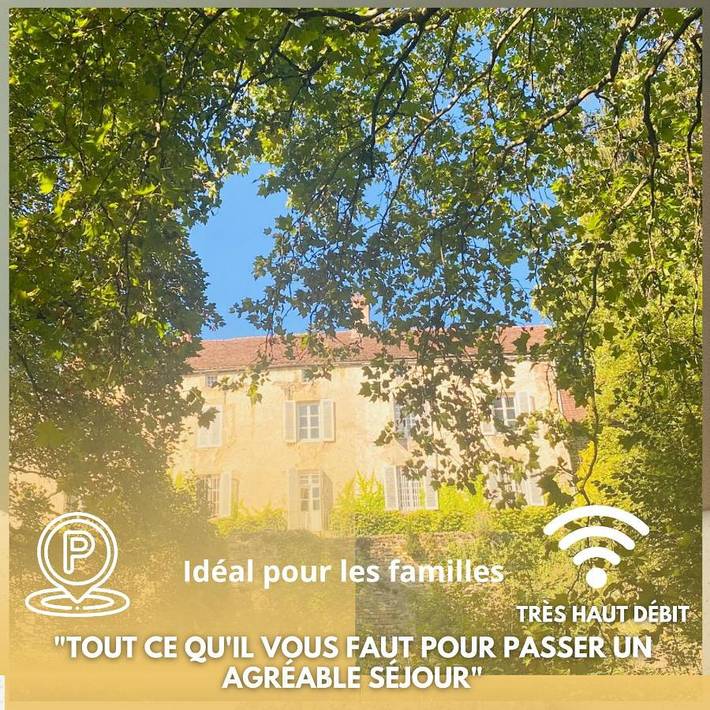 Location de vacances pour 13 personnes, avec Terrasse ainsi que Jardin et Piscine dans Champrenault
