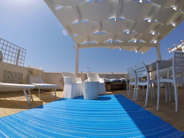 Ferienhaus für 5 Personen, mit Balkon und Ausblick sowie Pool - 1