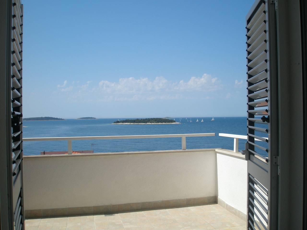 Ganze Wohnung, 1-Zimmer-Ferienwohnung mit Terrasse und Meerblick Primosten A-15704-c in Primošten, Šibenik-Knin