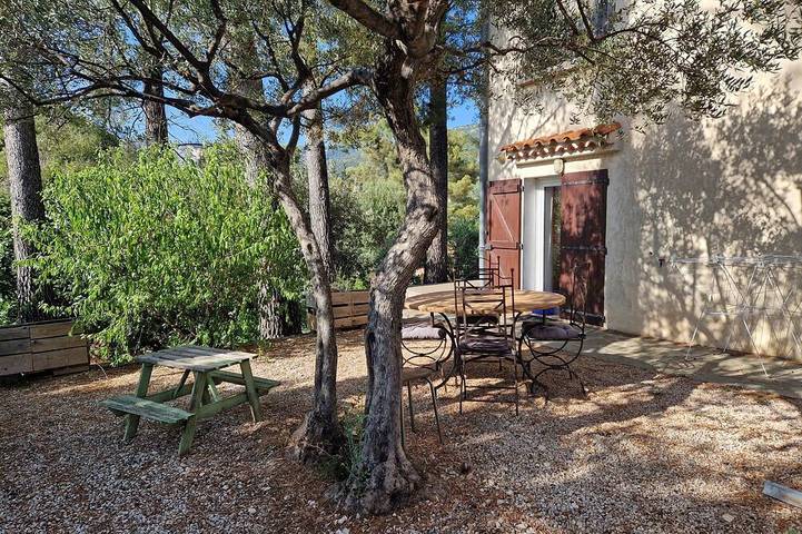 Chalet para 3 personas, con jardín y terraza - 1