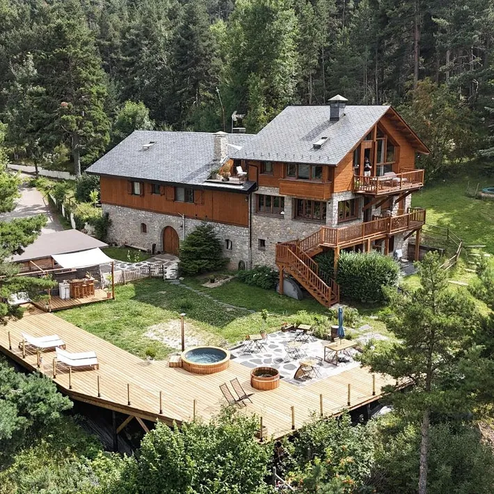 Hotel for 2 people, with sauna and hot tub as well as garden - 1