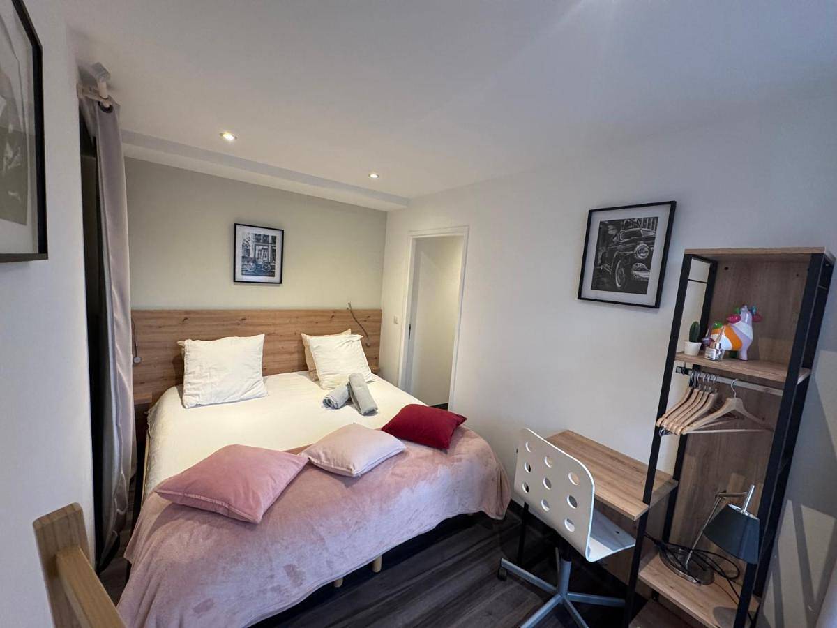 Appartement entier, Three-Bedroom Apartment in Saint-Flour, Région de Saint-Flour