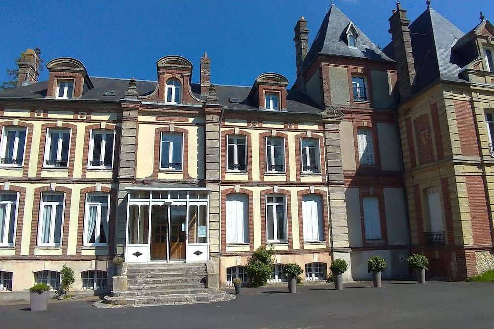 Appartement entier, Promo A La Semaine (Remise 10%) : Appartement du Château de Prêtreville in Gonneville-sur-Honfleur, Région de Lisieux