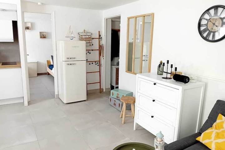 Gîte pour 5 personnes dans Plage du Chay - 2