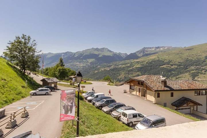 Appartement entier, Studio chaleureux au centre, balcon, proche pistes in Bellentre, La Plagne-Tarentaise