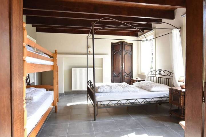Location de vacances pour 14 personnes, avec terrasse ainsi que jacuzzi et jardin, animaux acceptés à Saint-Omer - 3