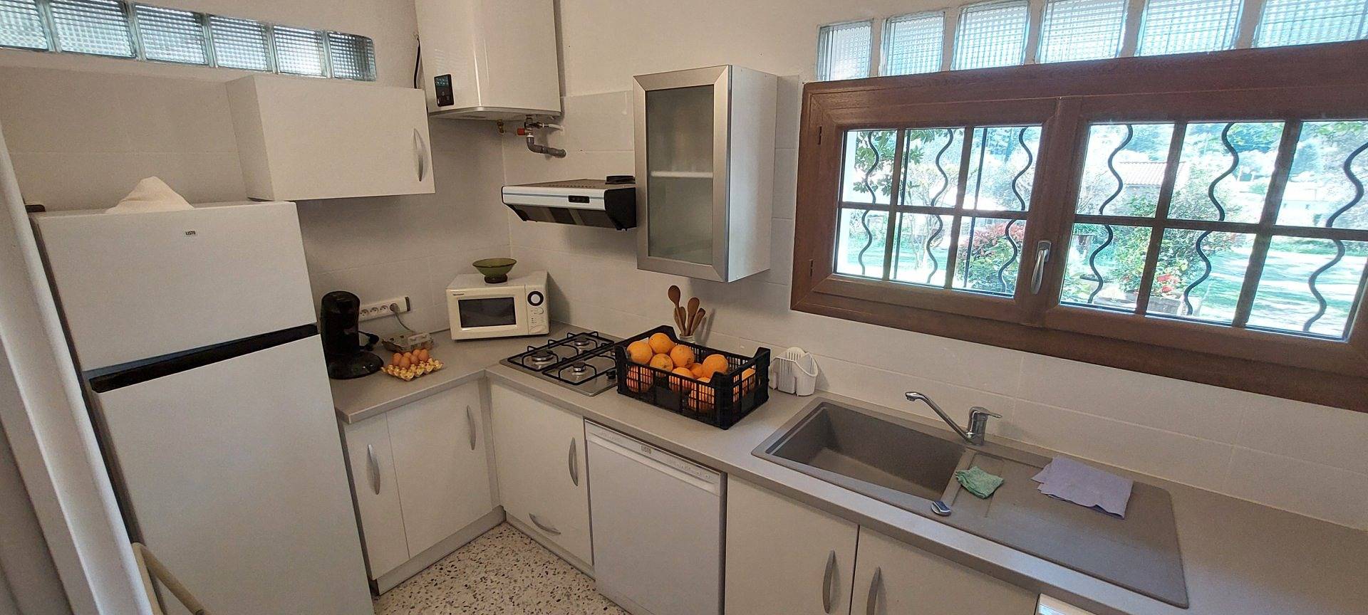 'Chez Martha' with Mountain View, Private Terrace and Garden in Anduze, Cévennes