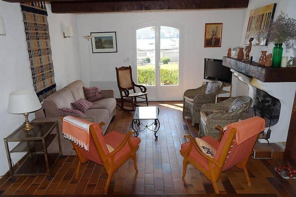 Villa 2 chambres 4 personnes au pied des plages in Agay, Saint-Raphaël